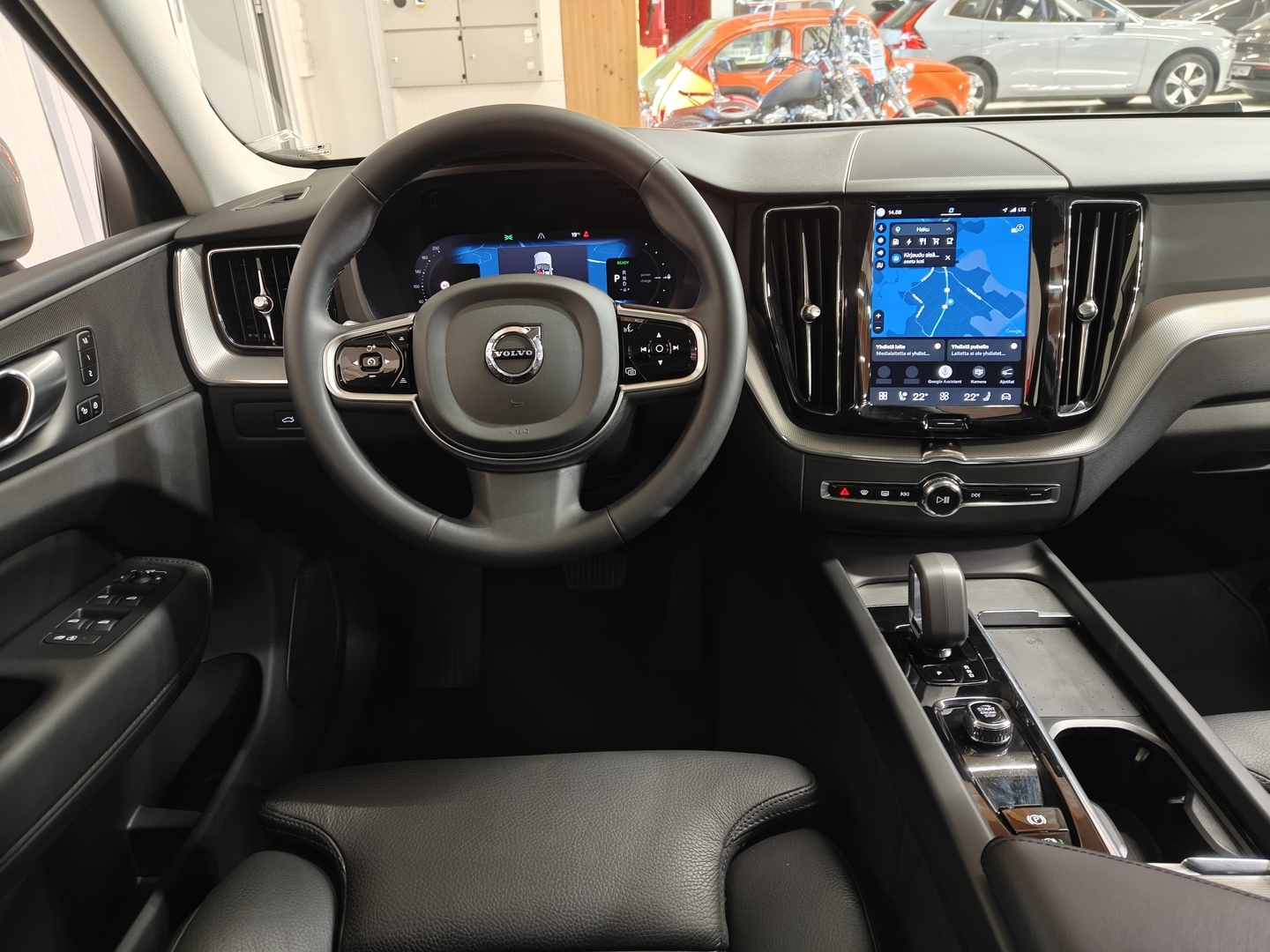 VOLVO XC60 2024