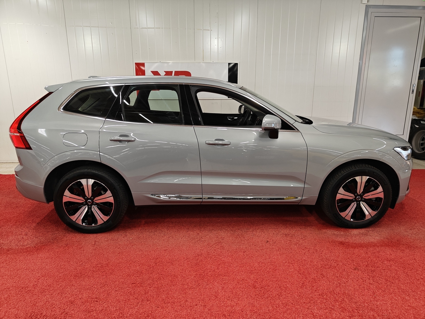 VOLVO XC60 2024