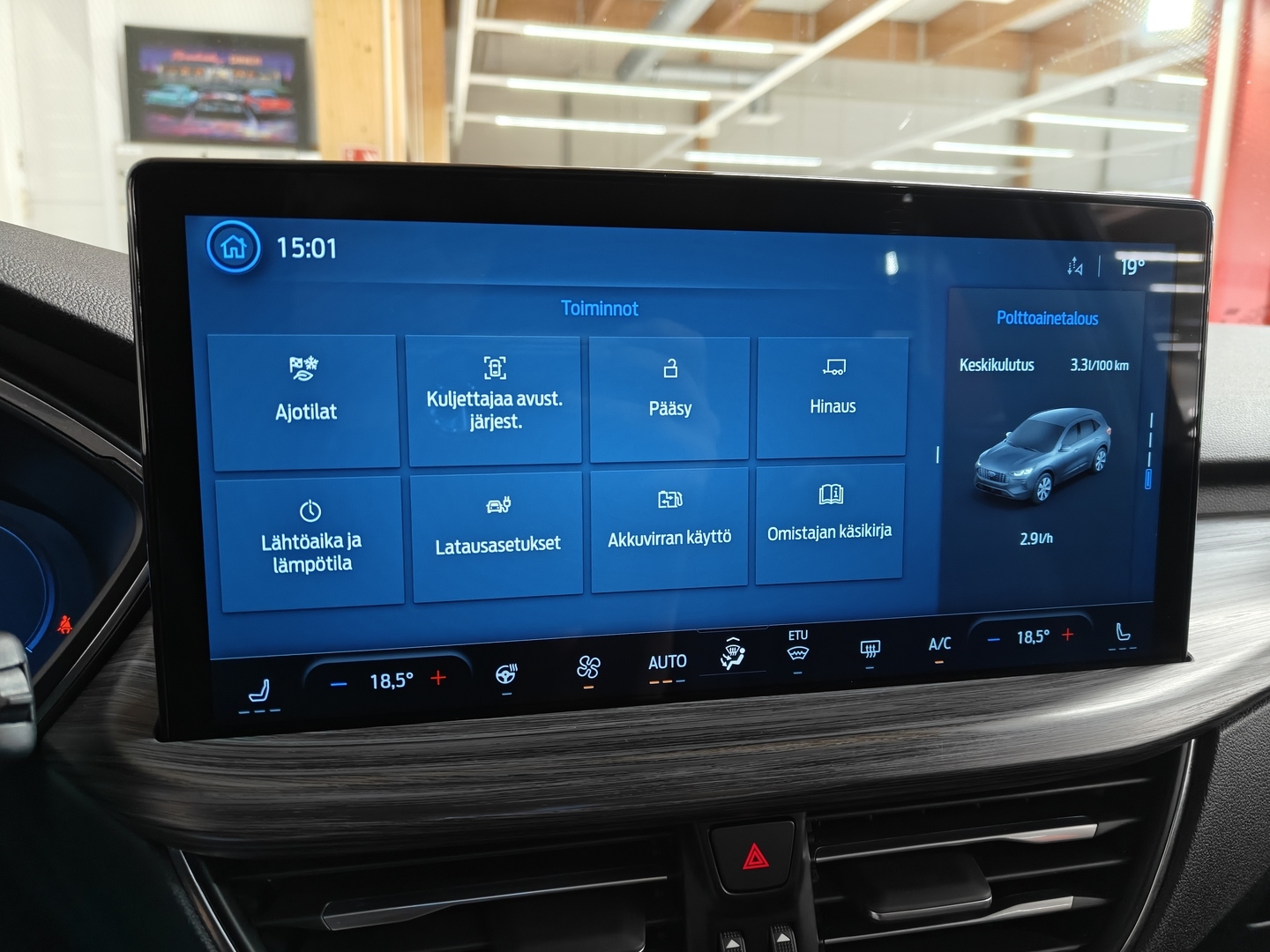FORD Kuga 2025