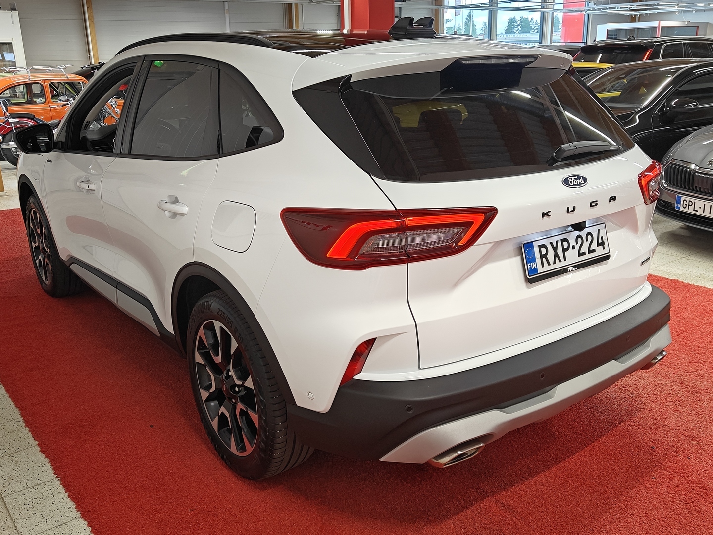 FORD Kuga 2025