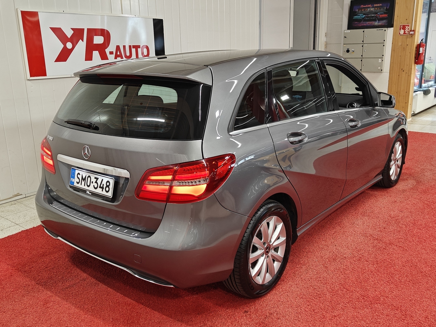 MERCEDES-BENZ B 2017
