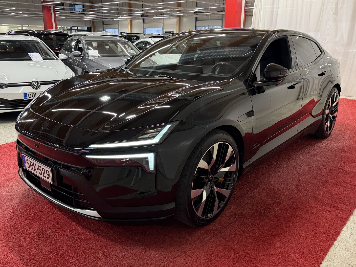 POLESTAR 4 2025