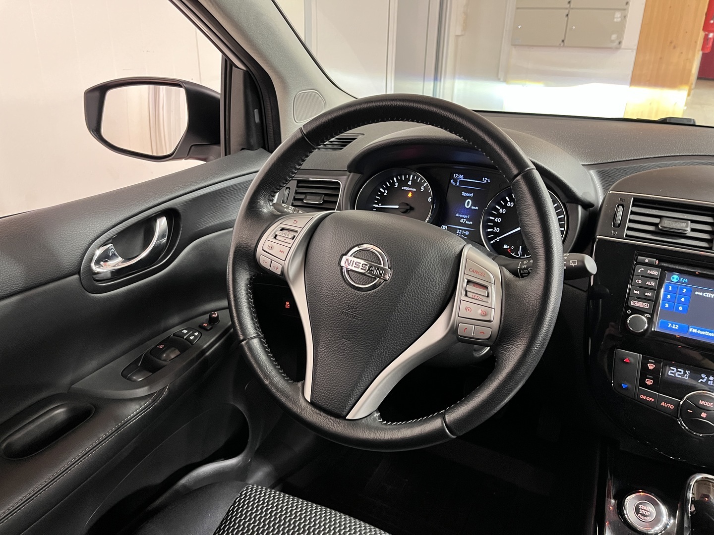 NISSAN Pulsar 2015