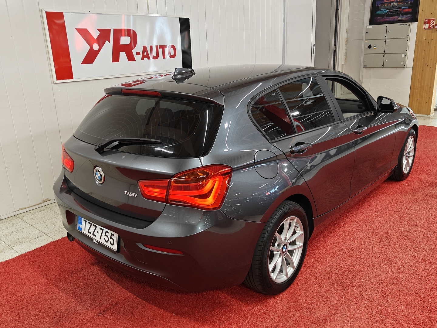 BMW 118 2015
