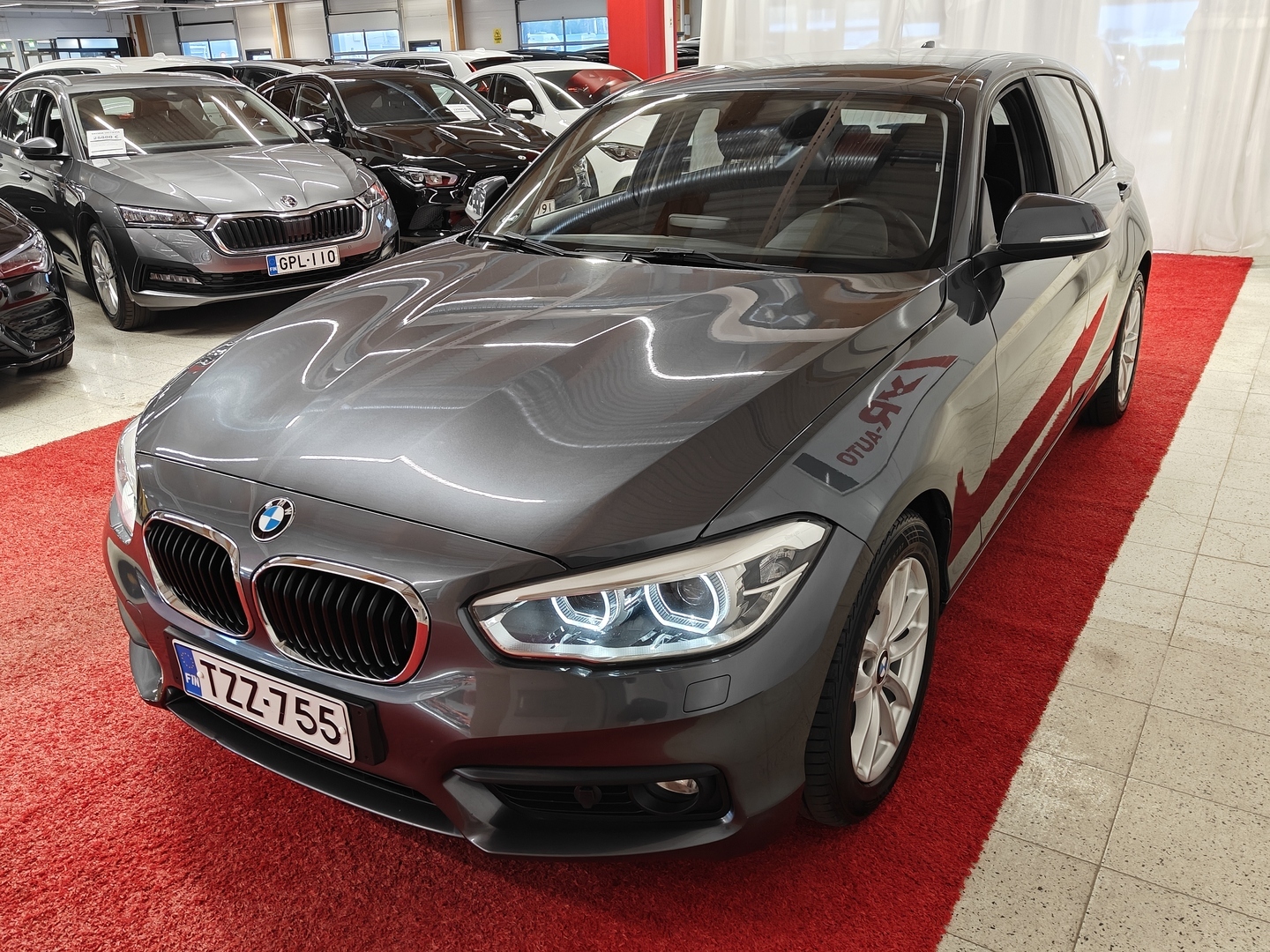 BMW 118 2015