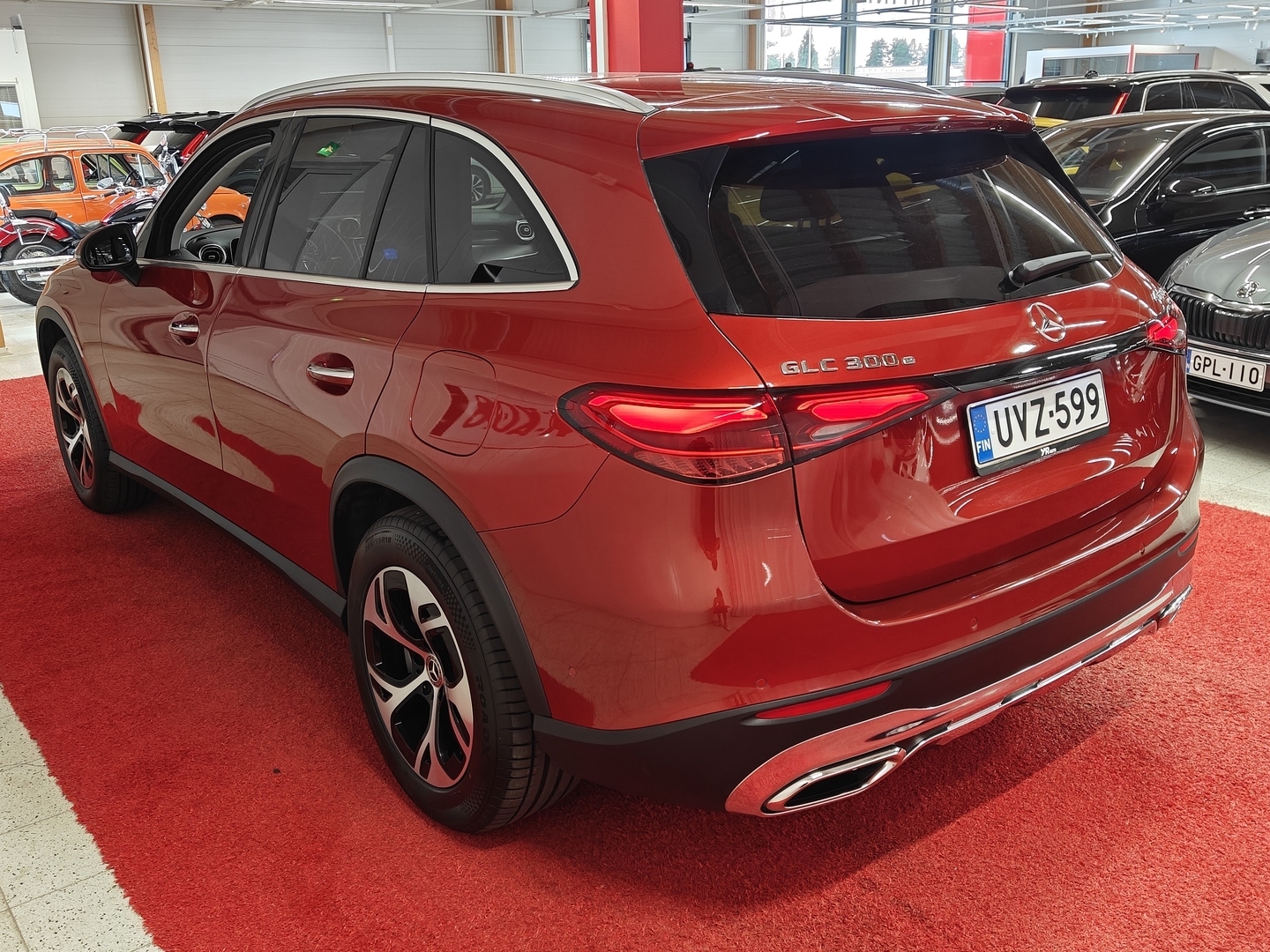 MERCEDES-BENZ GLC 7