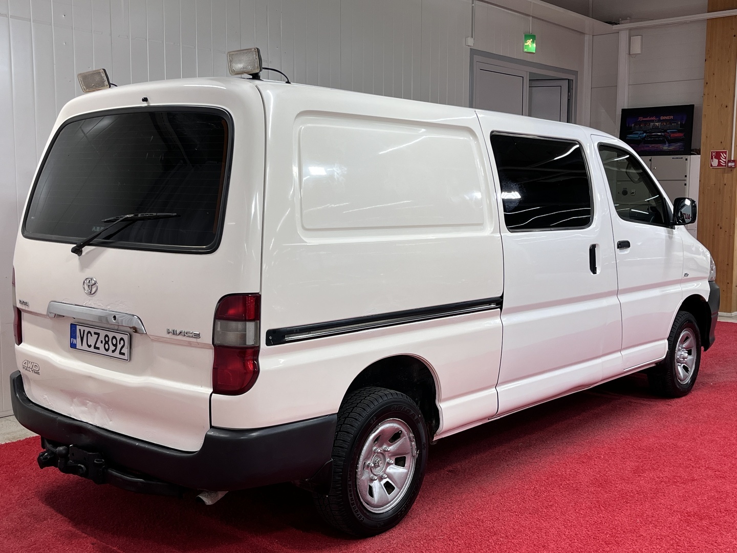 TOYOTA Hiace 2009
