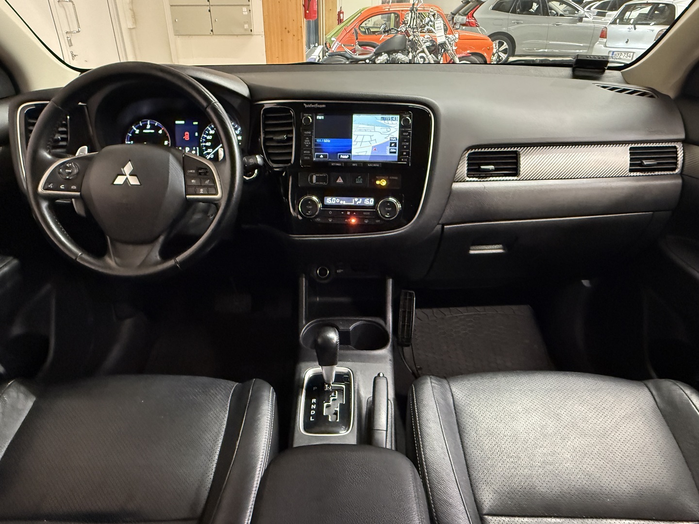 MITSUBISHI Outlander 2012