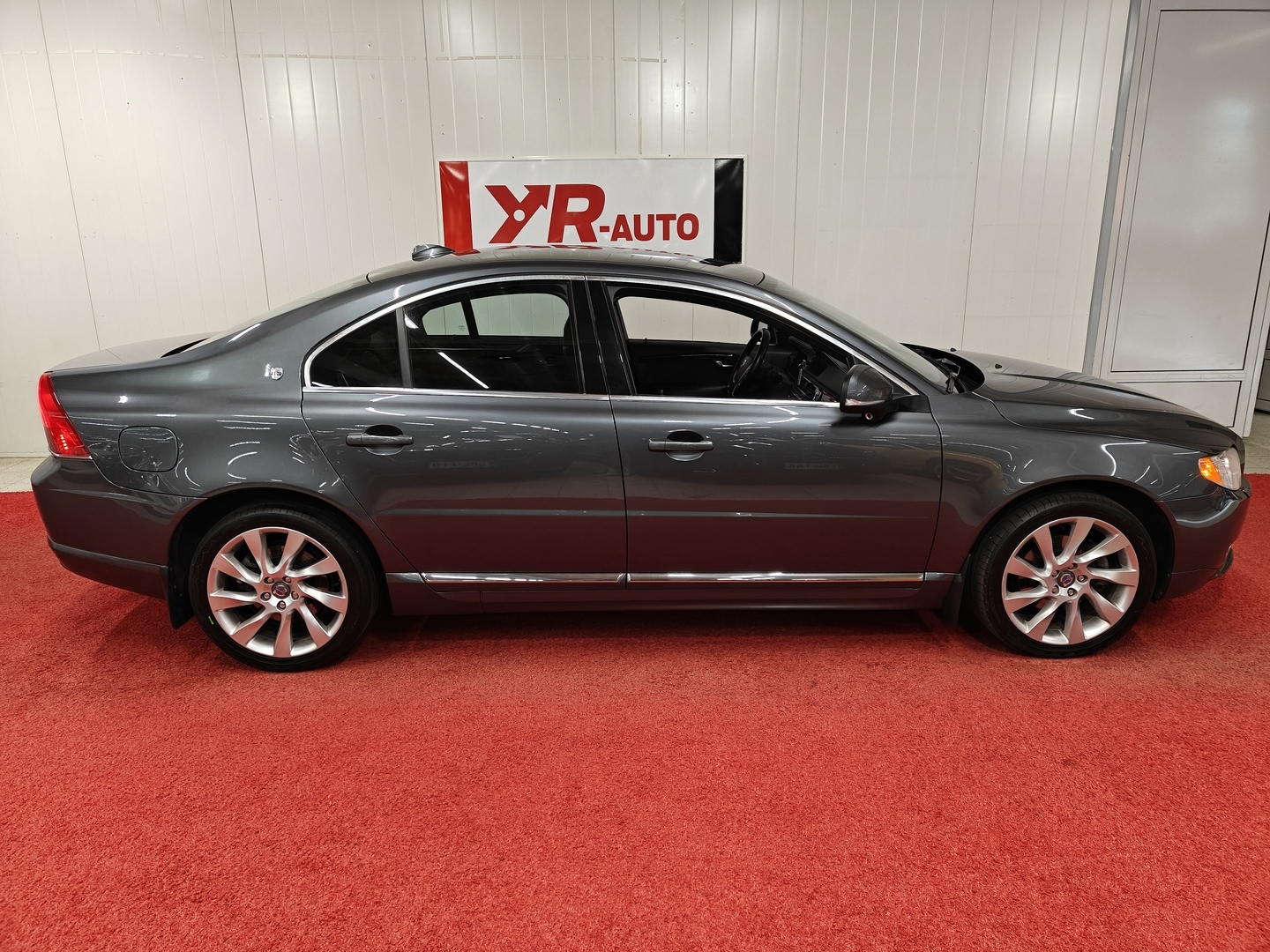 VOLVO S80 2012