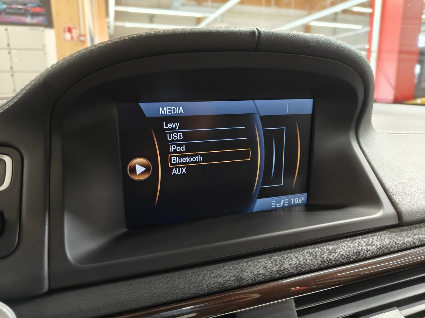 VOLVO S80 2012