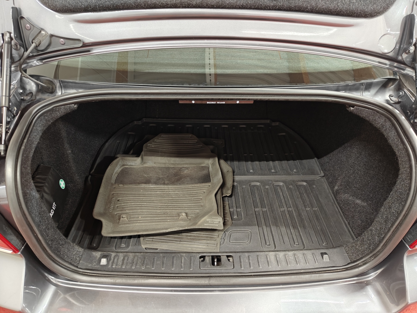 VOLVO S80 2012