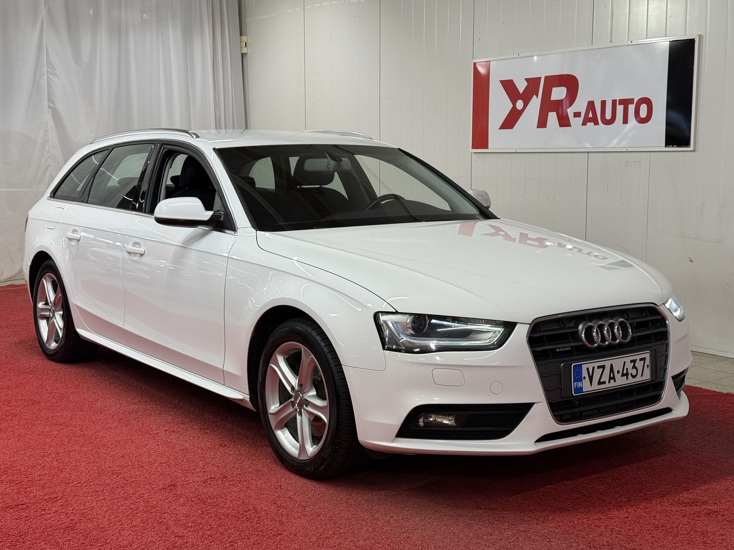 AUDI A4 2013