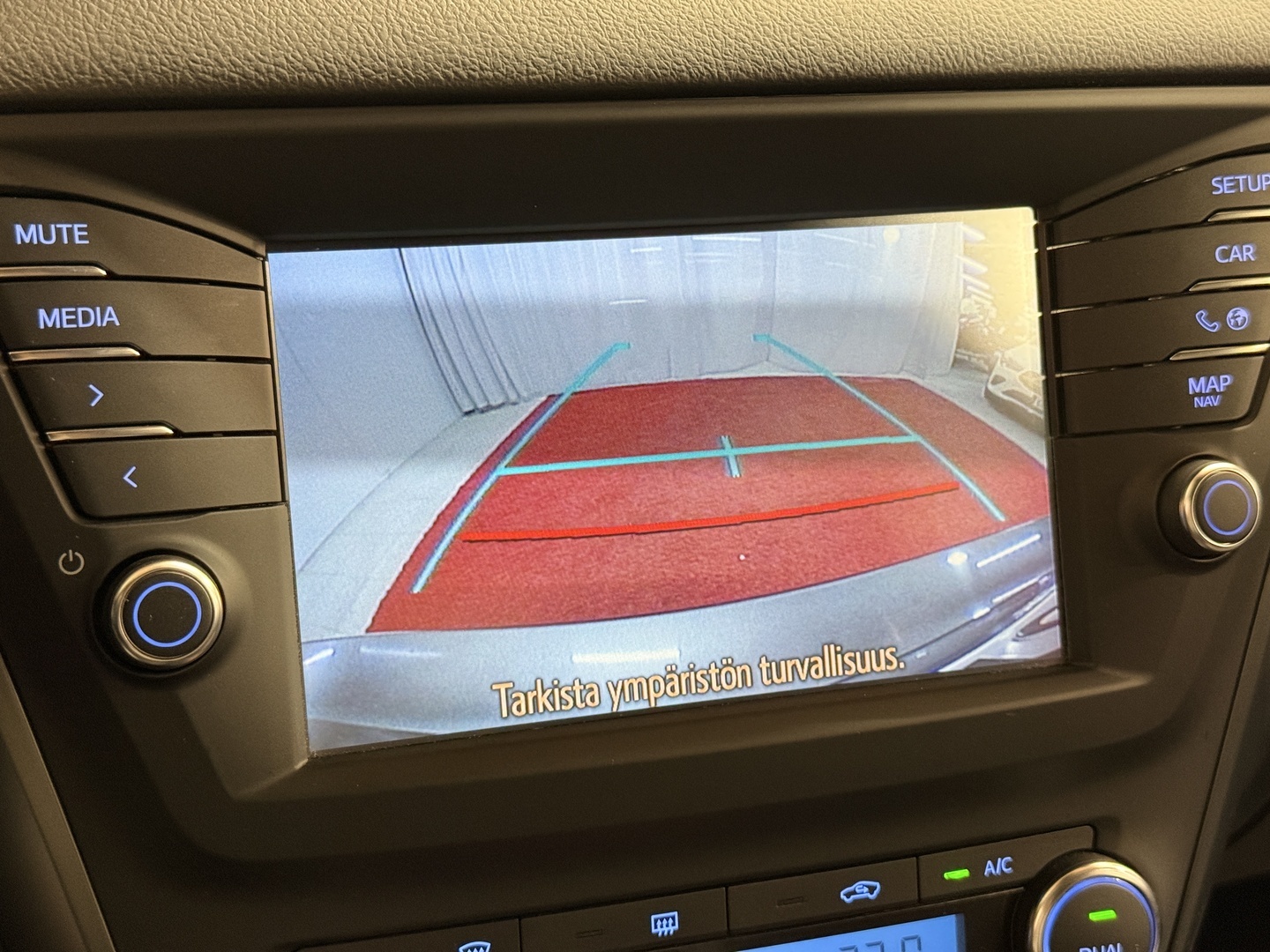 TOYOTA Avensis 2018