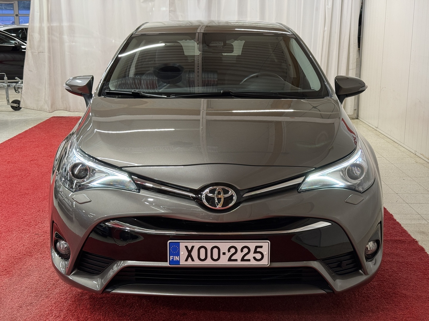 TOYOTA Avensis 2018