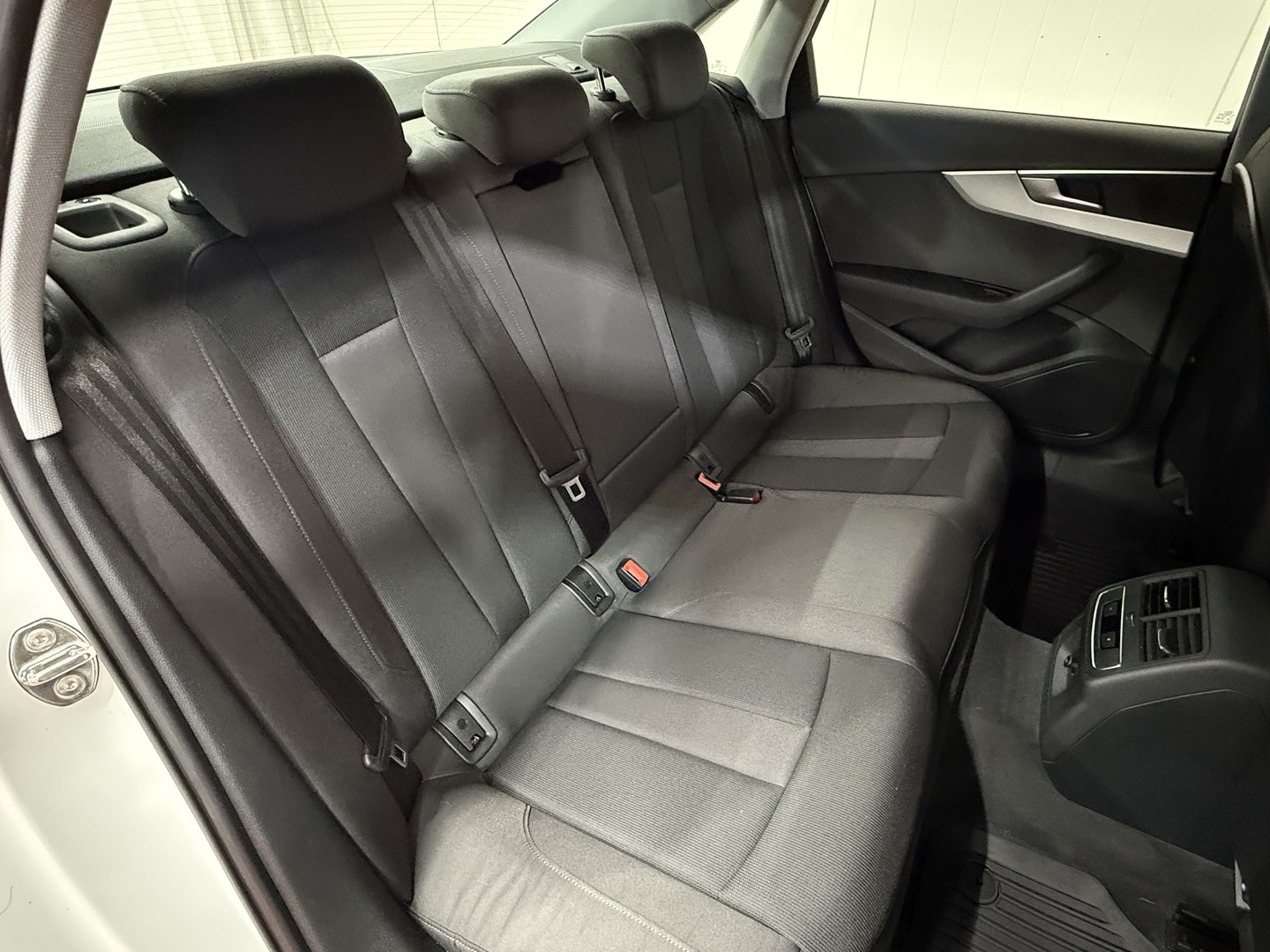 AUDI A4 2020
