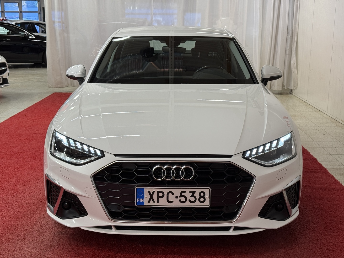 AUDI A4 2020