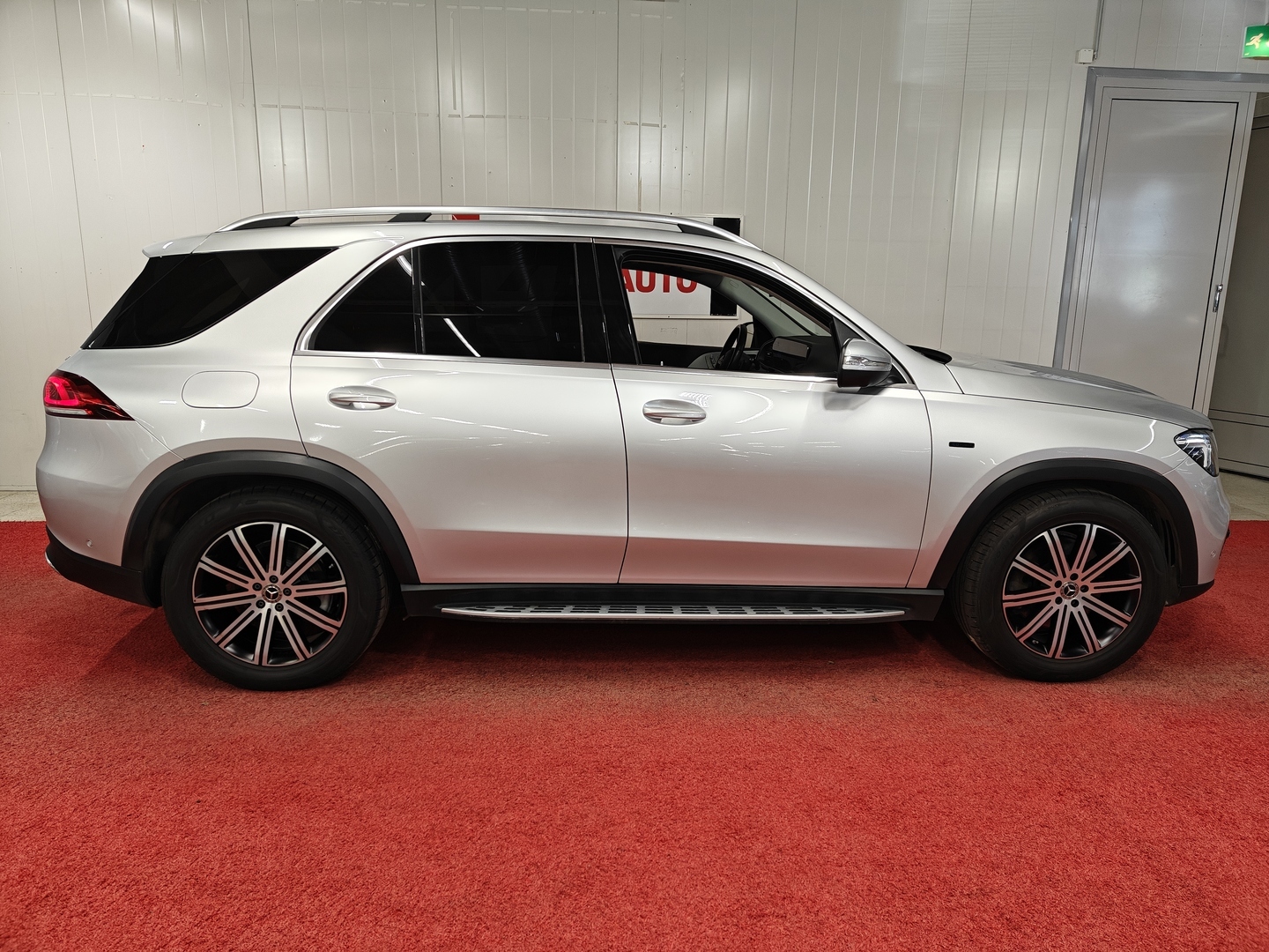 MERCEDES-BENZ GLE 2