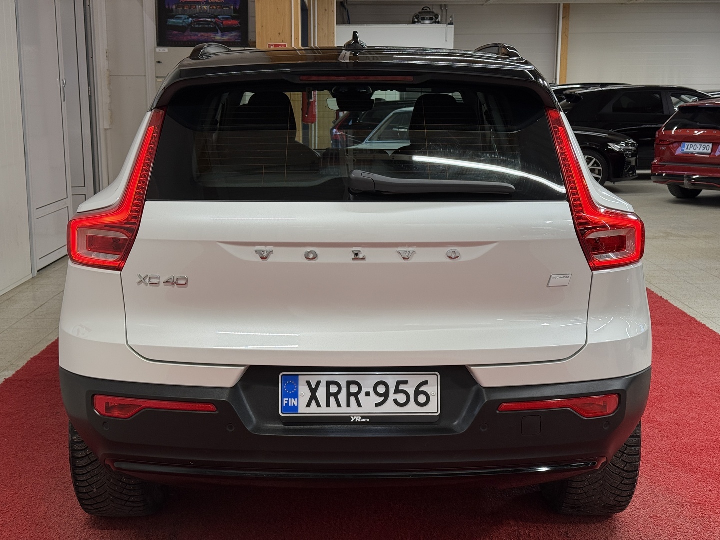 VOLVO XC40 2023