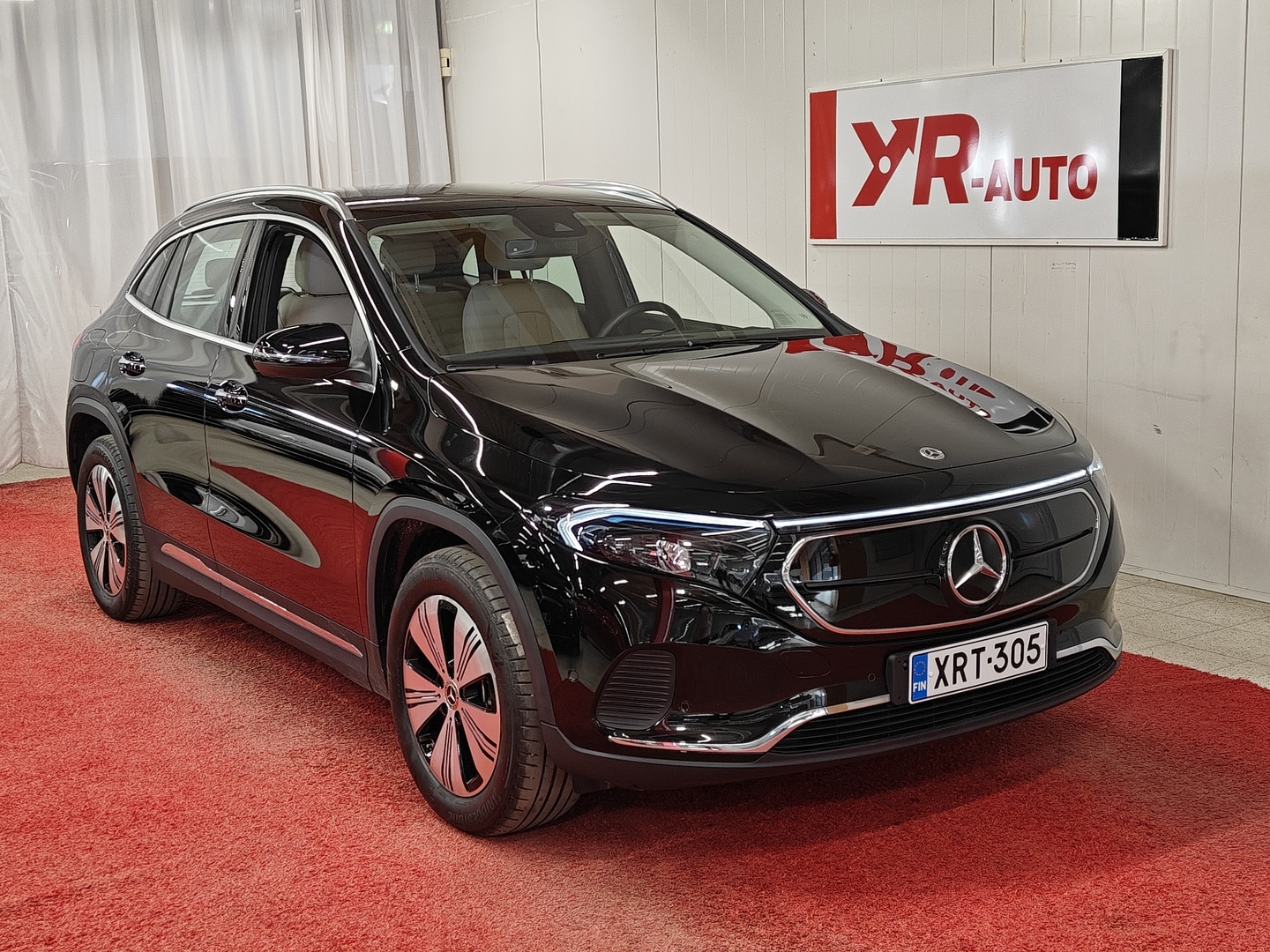 MERCEDES-BENZ EQA 2023