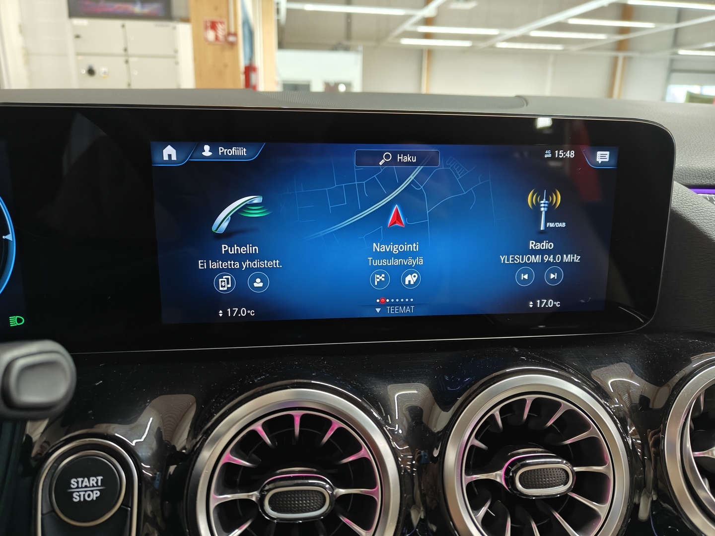 MERCEDES-BENZ EQA 2023