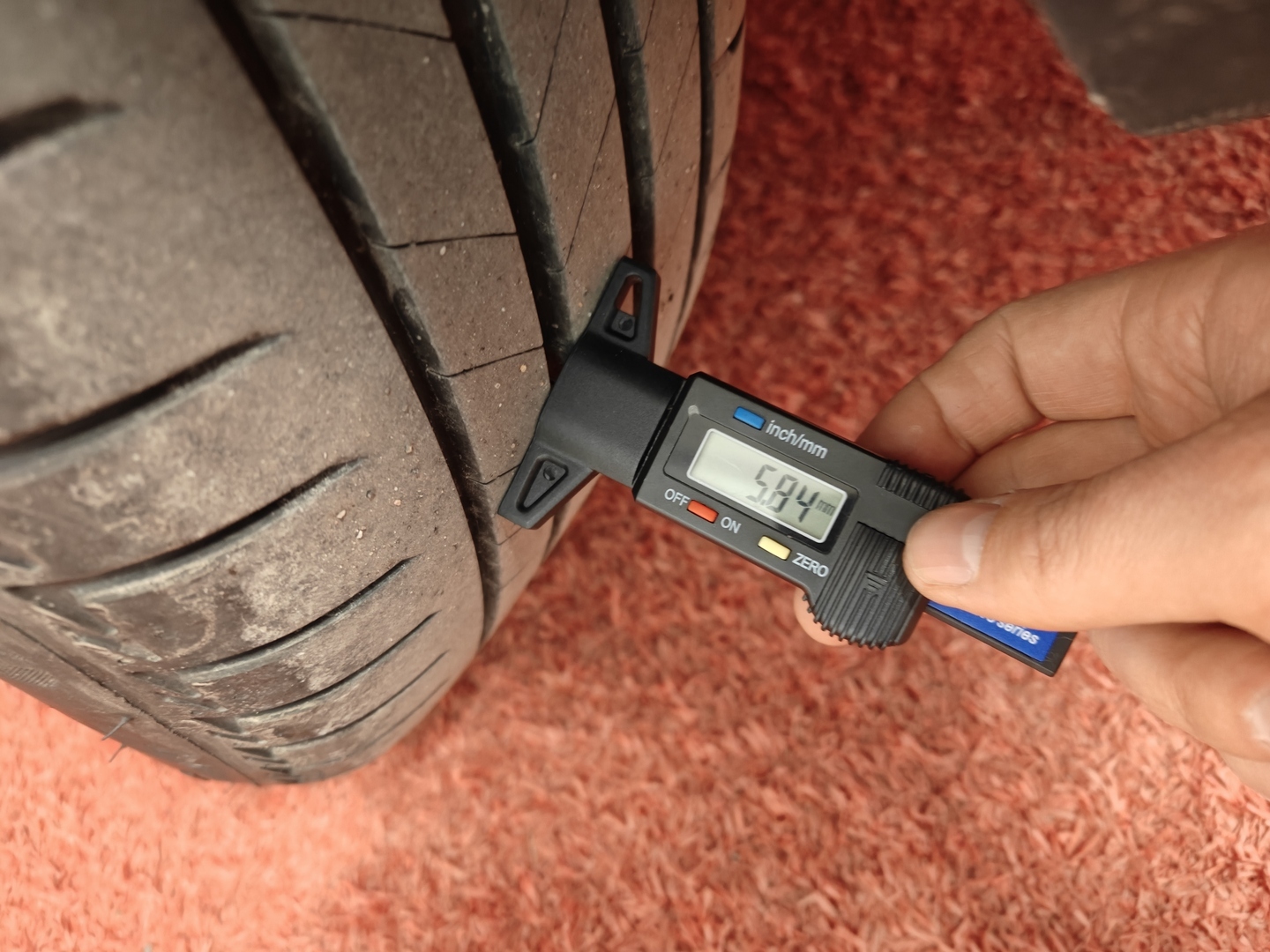 MERCEDES-BENZ EQA 2023