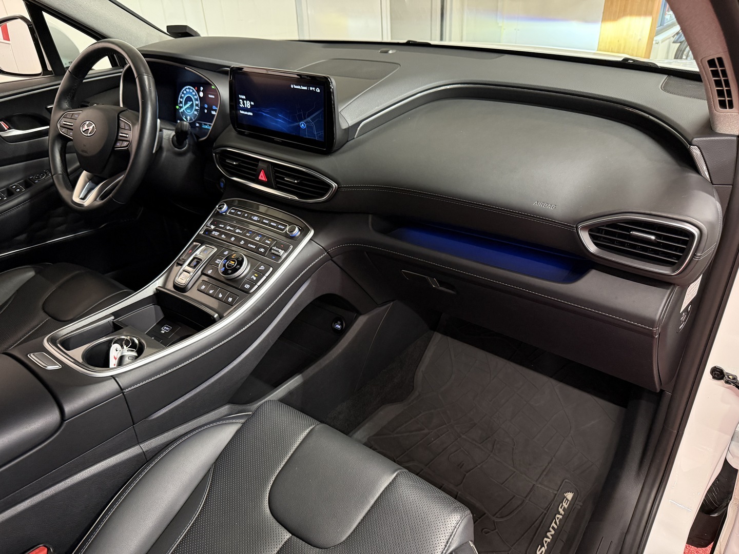 HYUNDAI Santa Fe 18