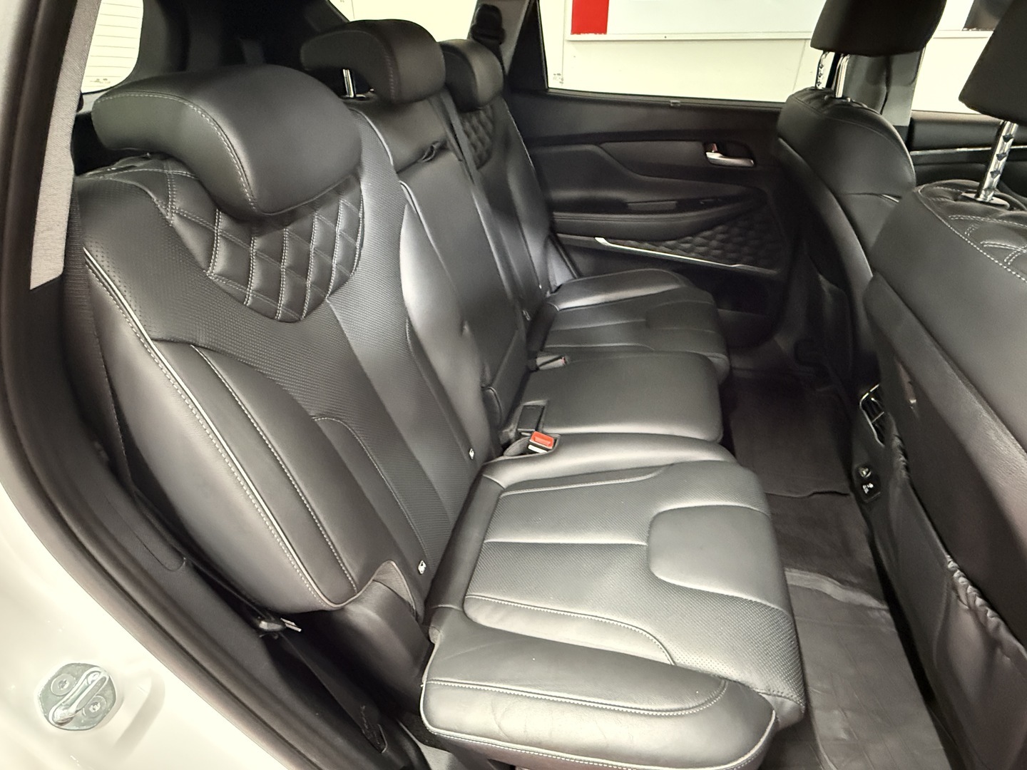 HYUNDAI Santa Fe 22
