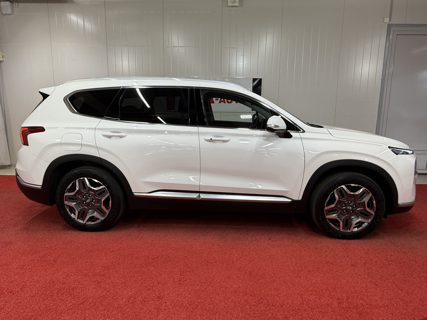 HYUNDAI Santa Fe 4
