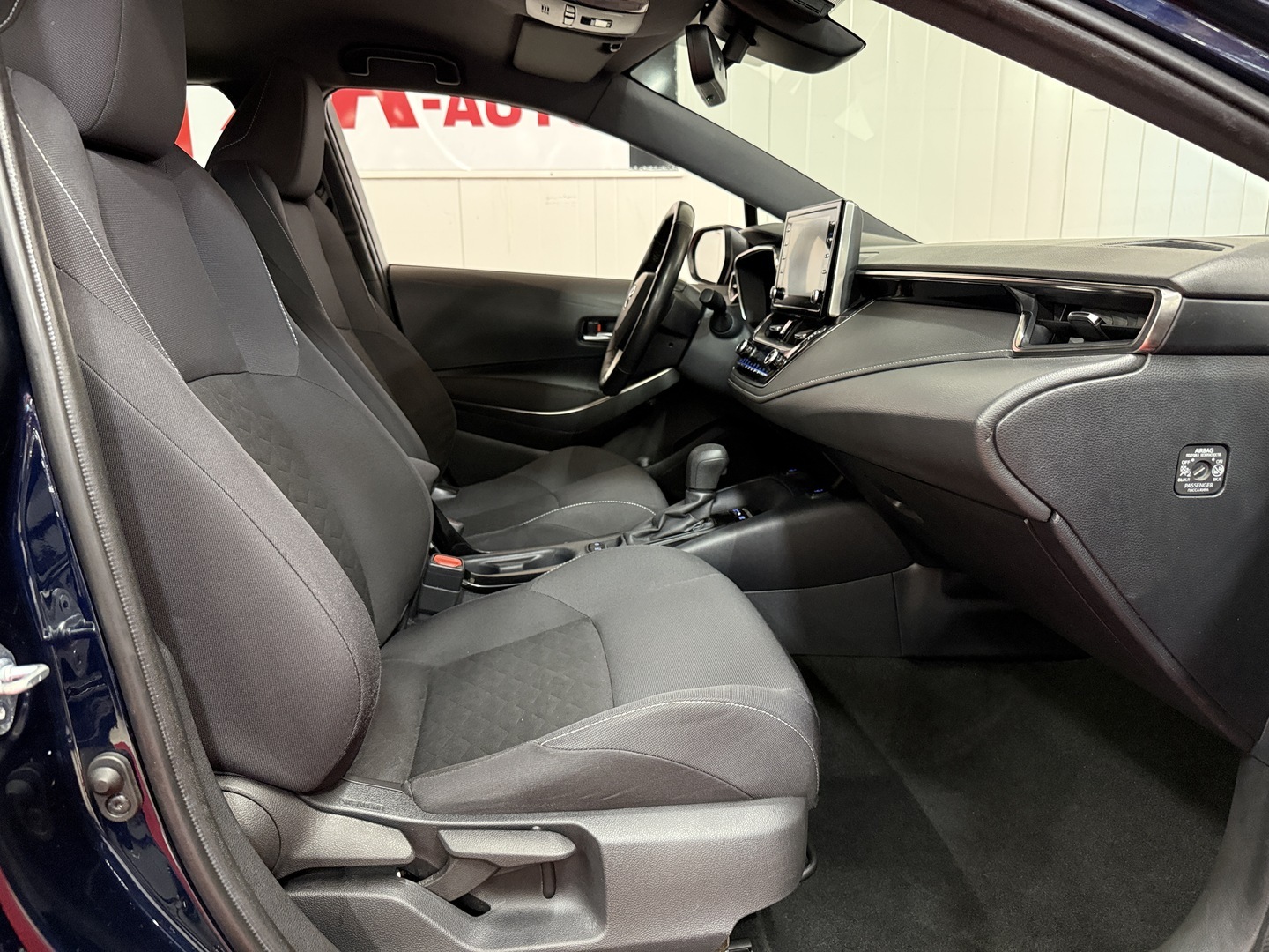 TOYOTA Corolla 12