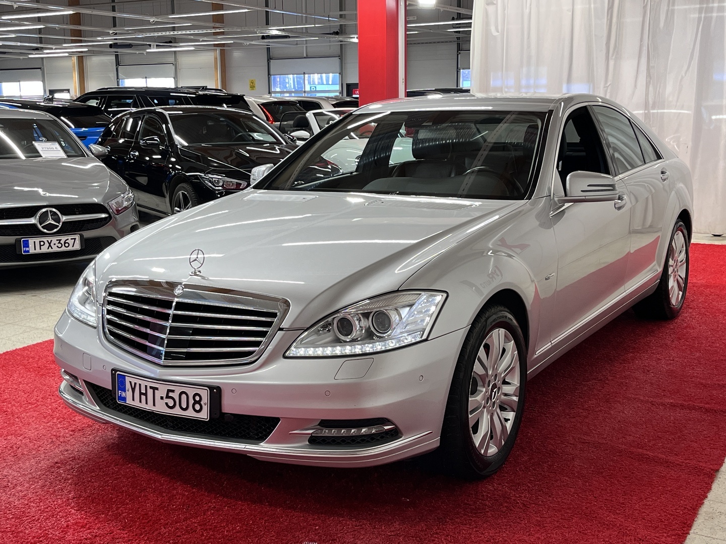 MERCEDES-BENZ S 2013