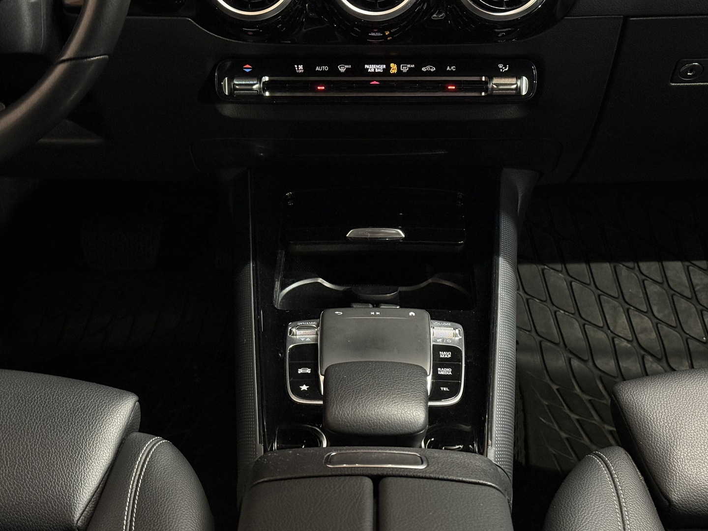 MERCEDES-BENZ B 2019