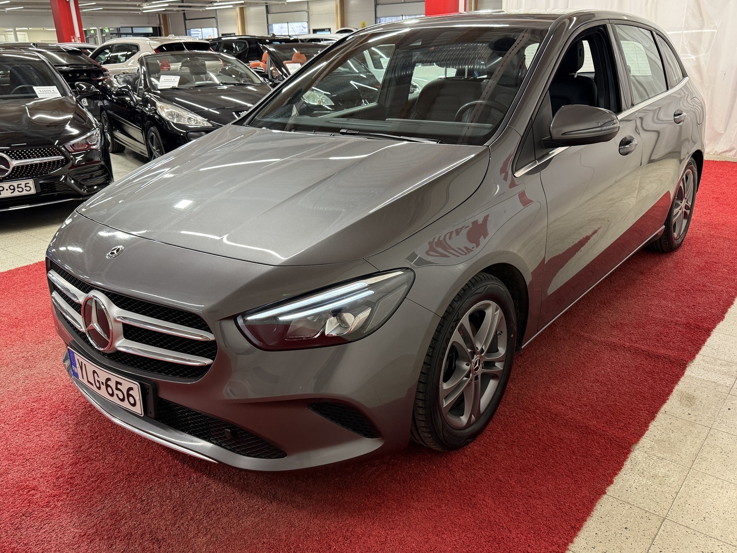 MERCEDES-BENZ B 2019