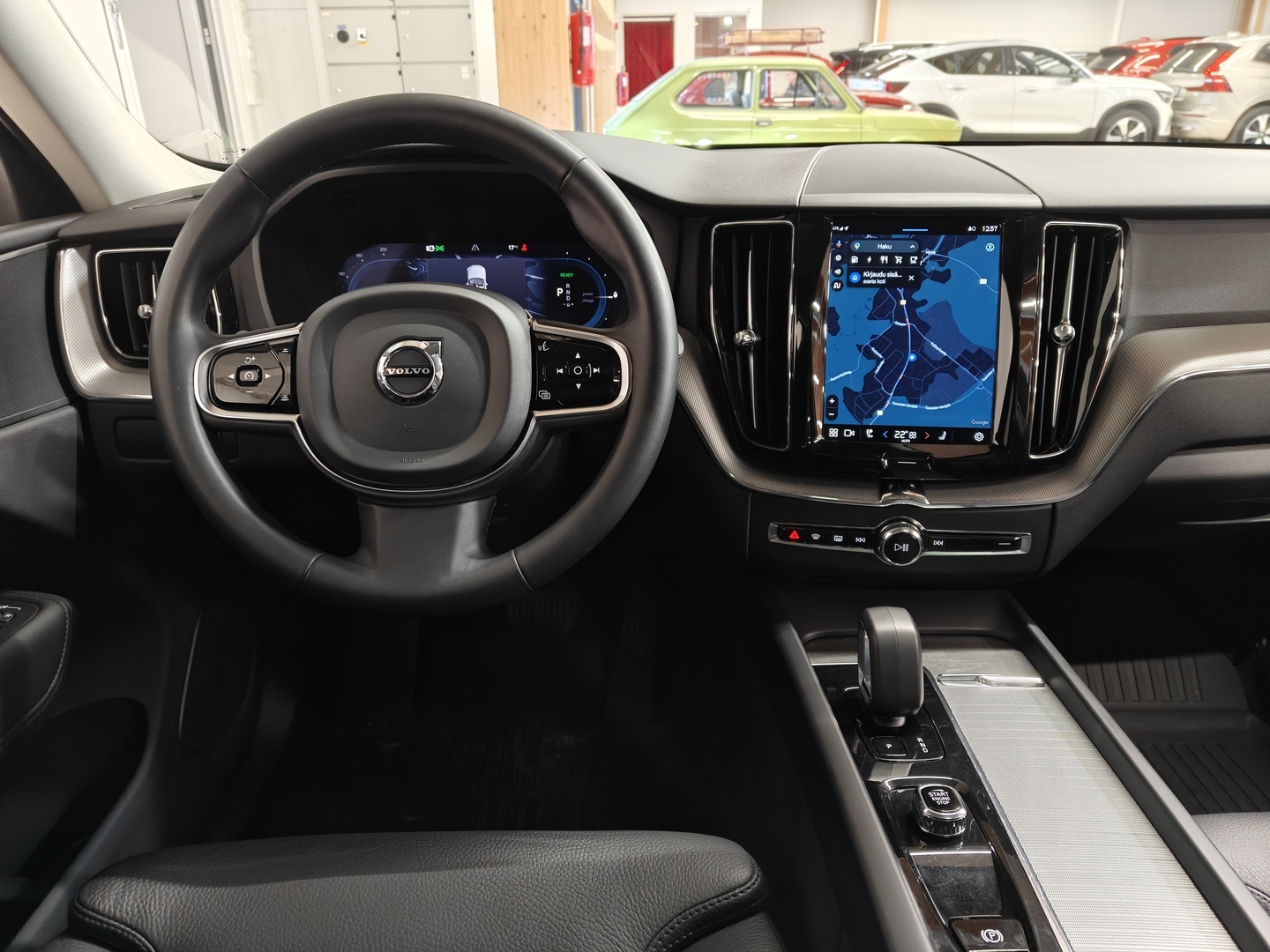 VOLVO XC60 11