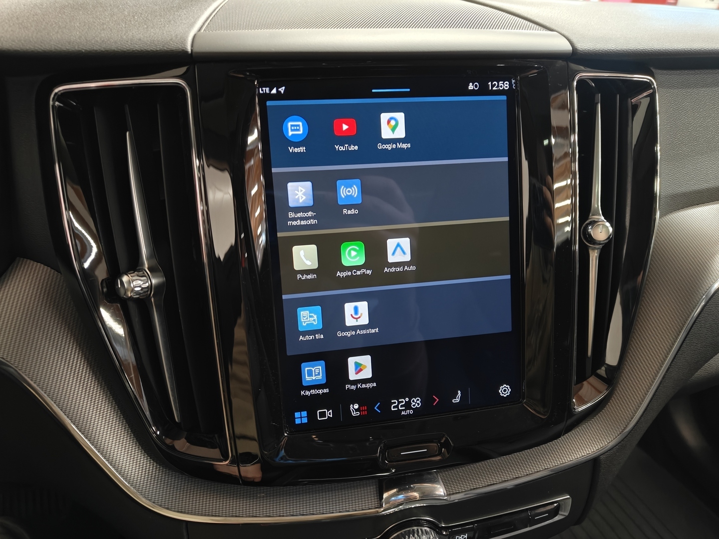 VOLVO XC60 29