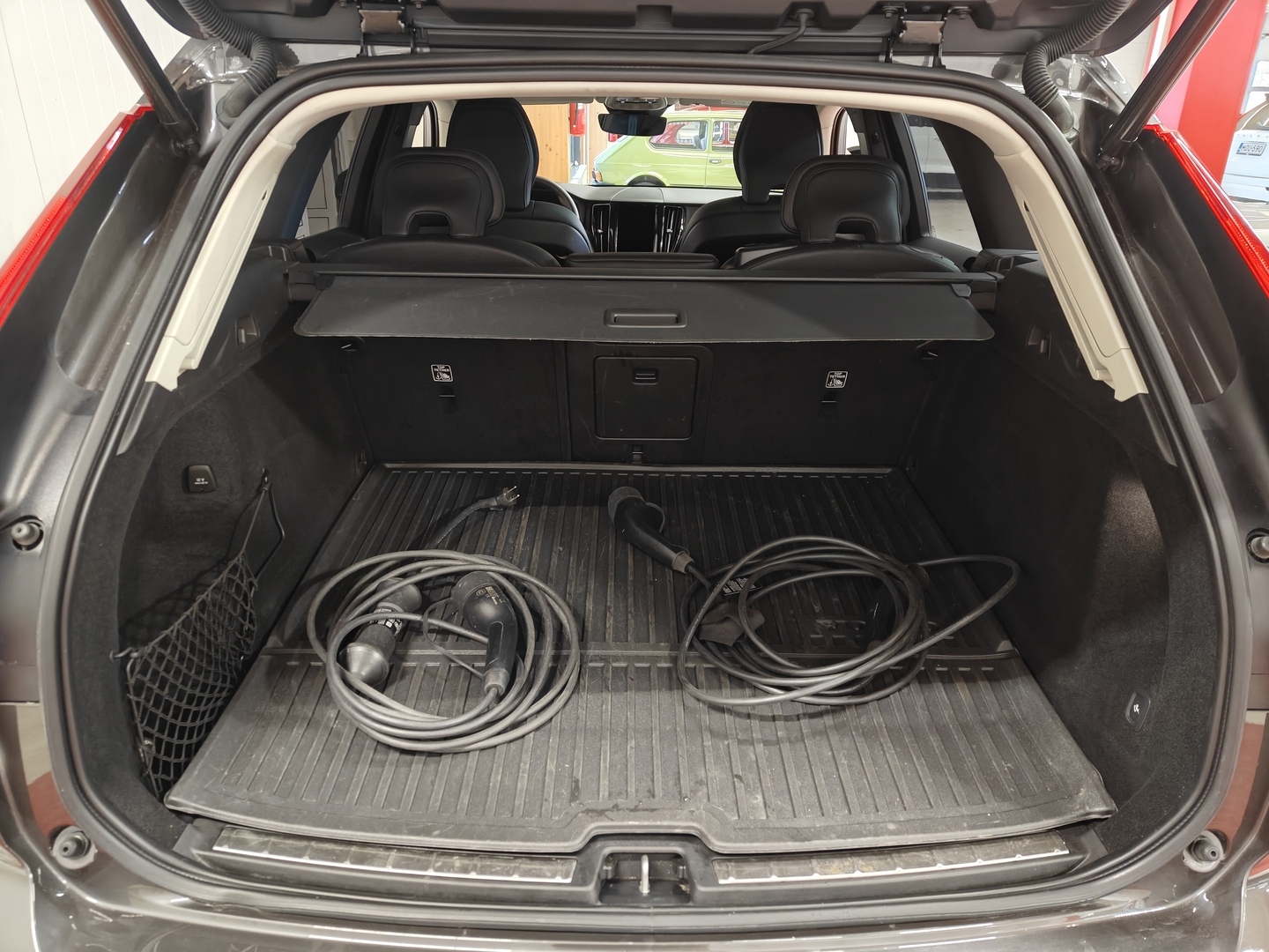 VOLVO XC60 8