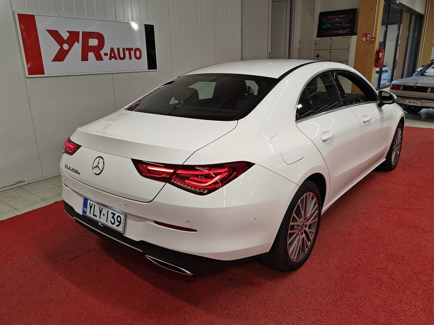 MERCEDES-BENZ CLA 2023