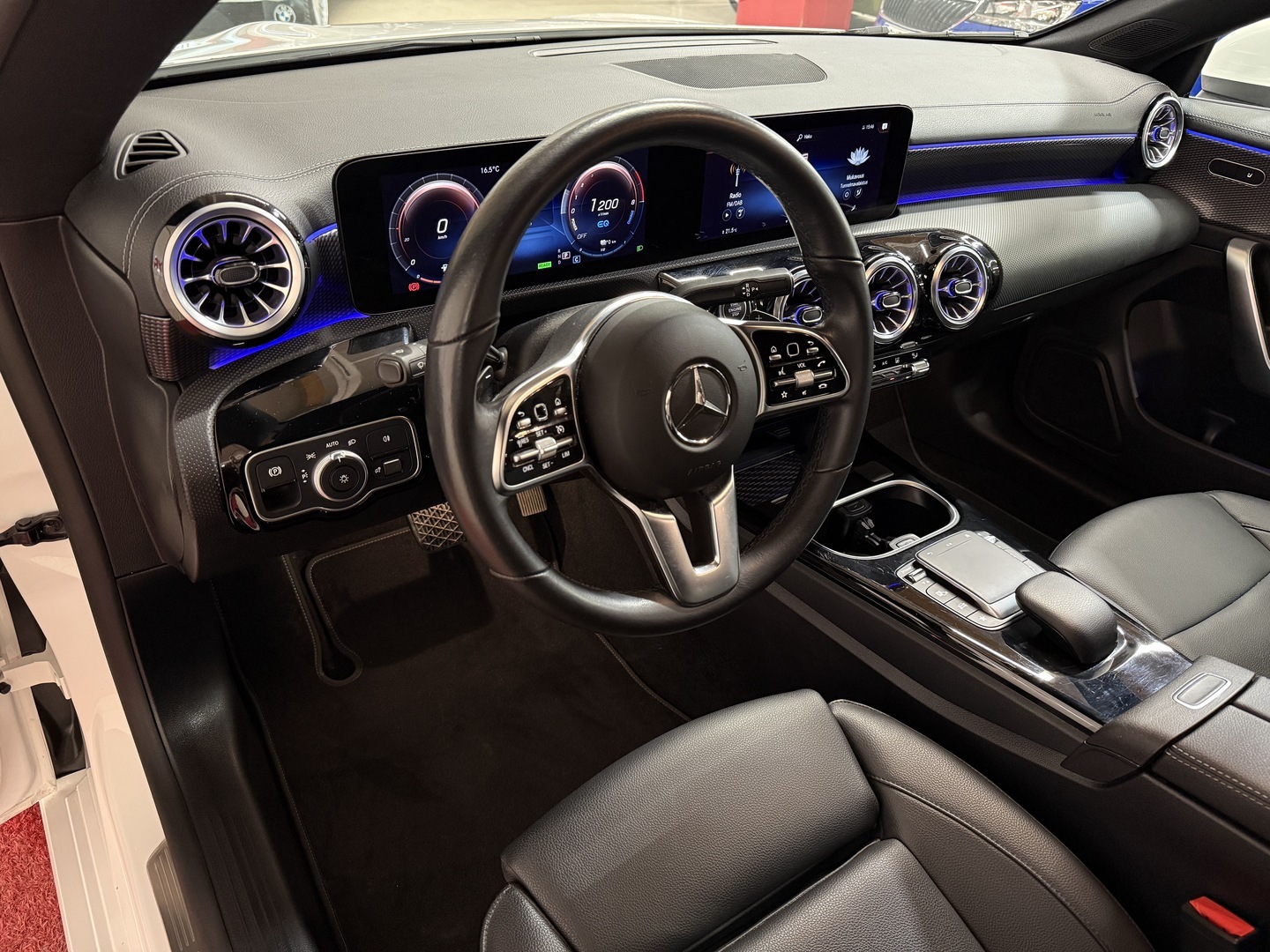 MERCEDES-BENZ CLA 2023