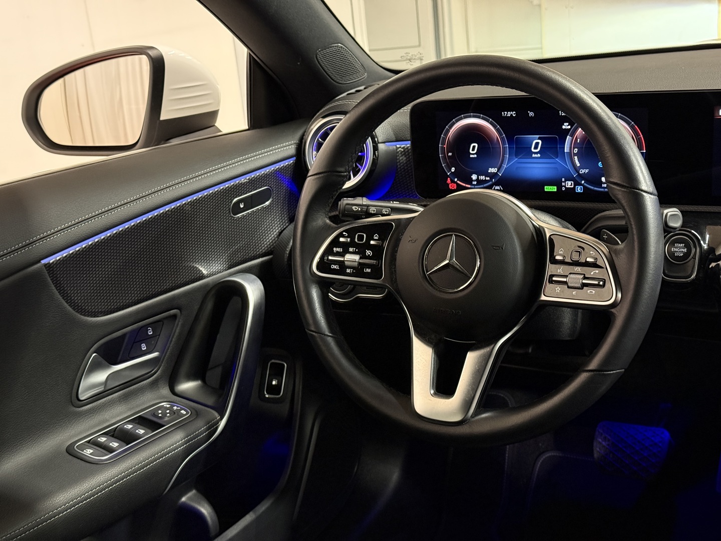 MERCEDES-BENZ CLA 2023