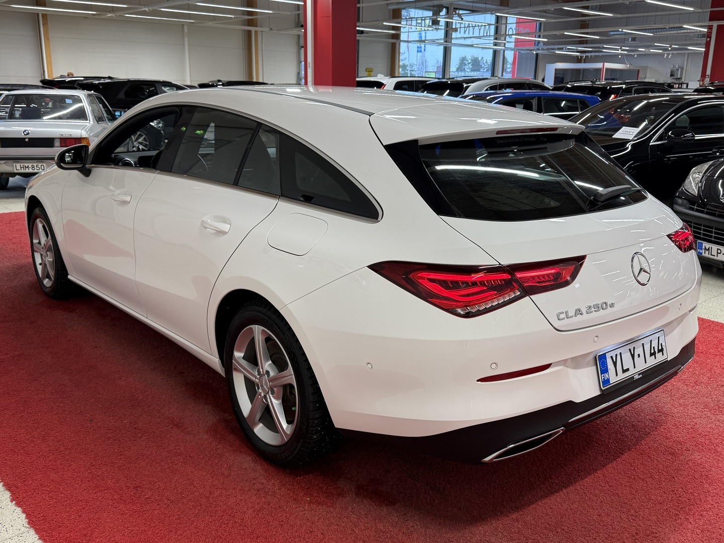 MERCEDES-BENZ CLA 2023