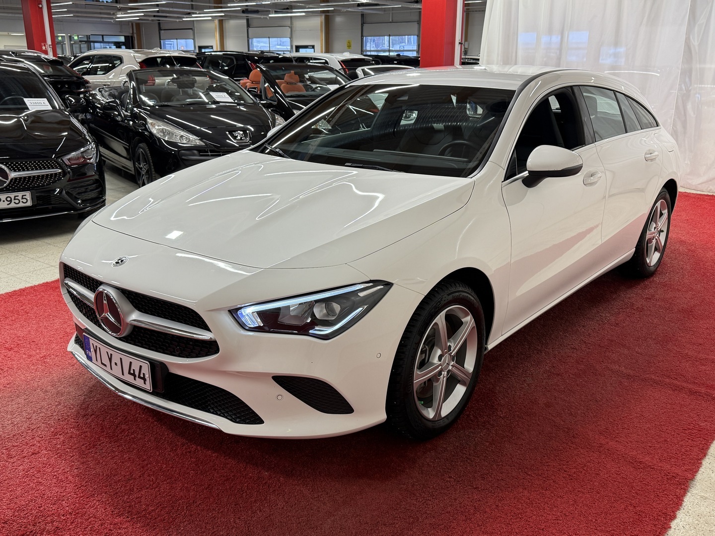 MERCEDES-BENZ CLA 2023