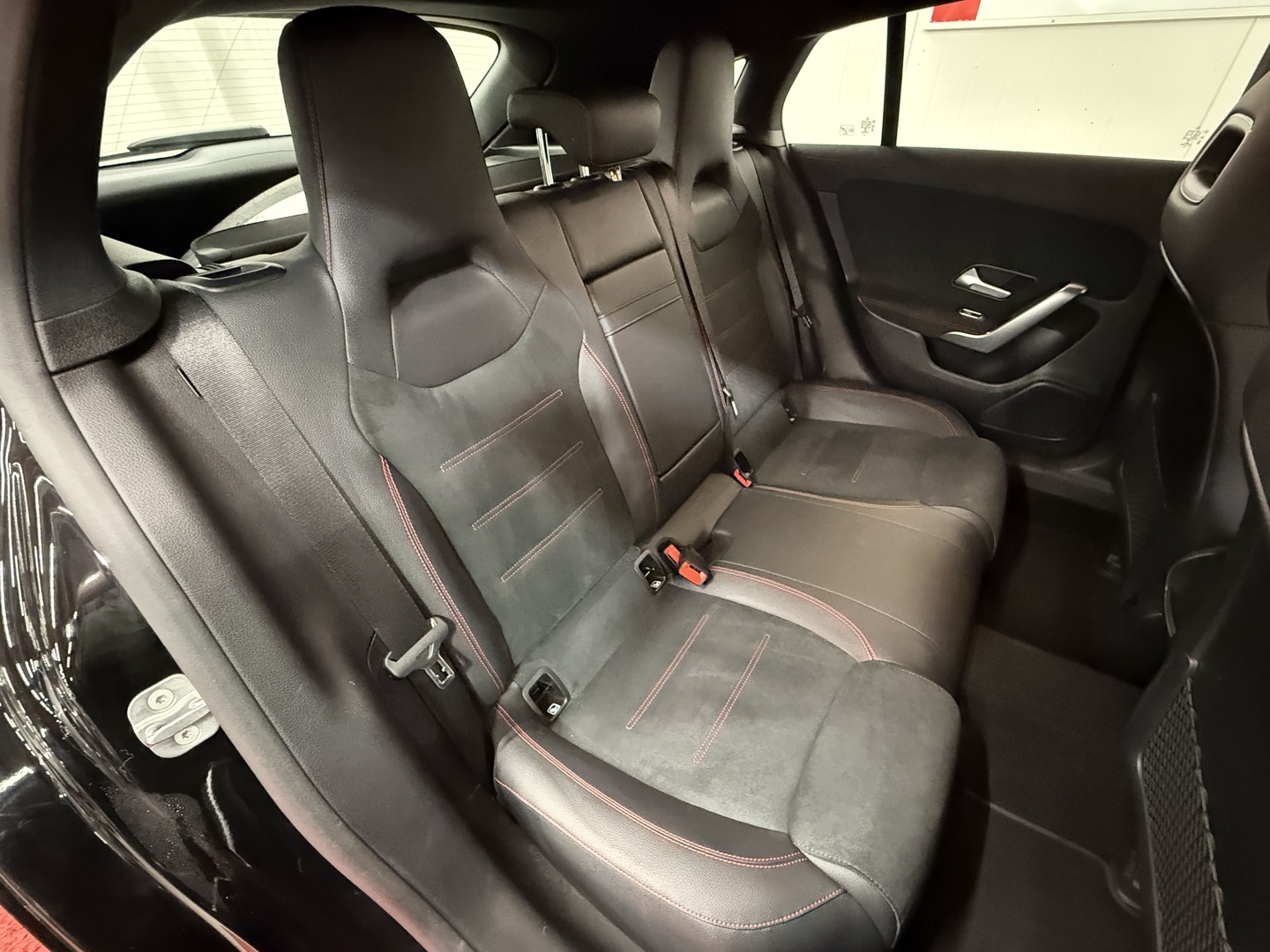 MERCEDES-BENZ CLA 2023