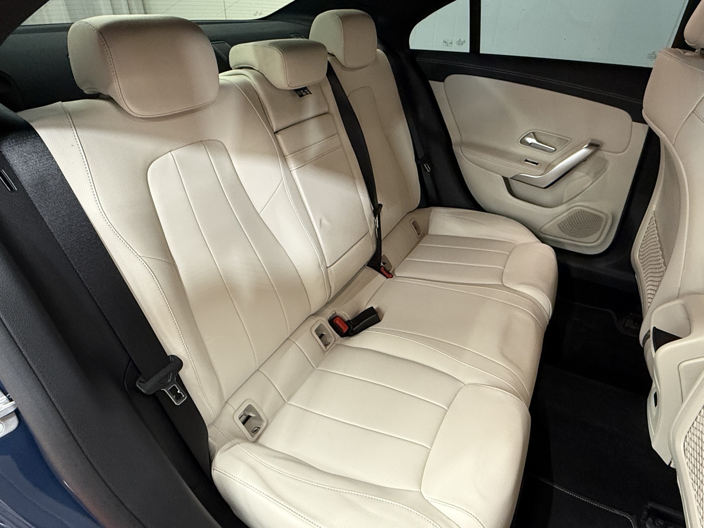 MERCEDES-BENZ CLA 2023