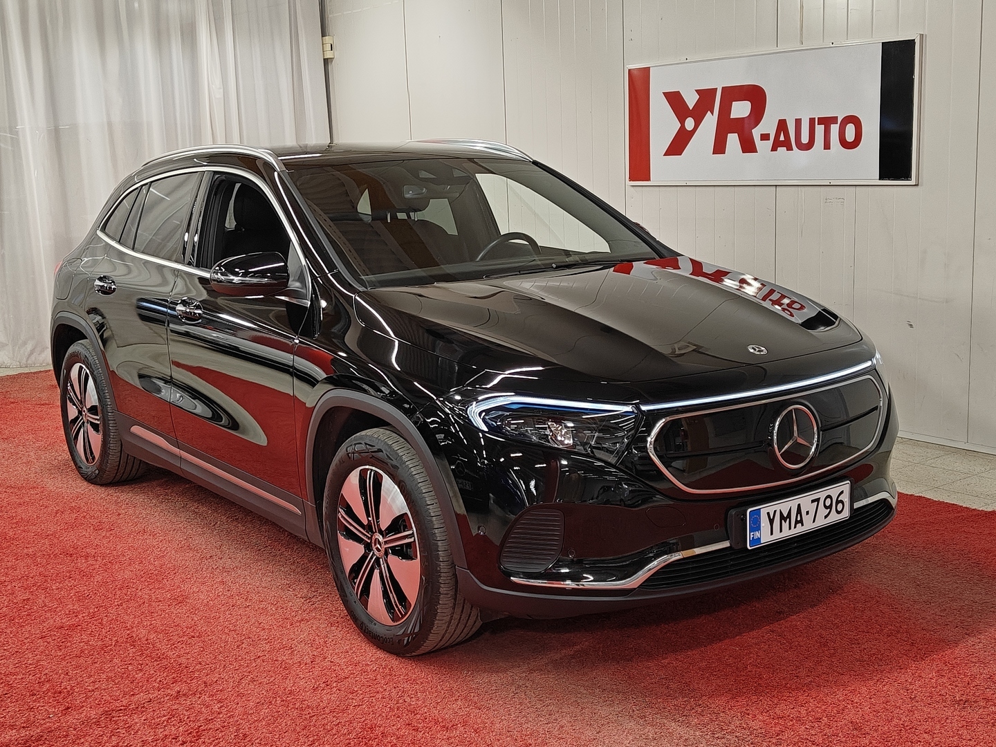 MERCEDES-BENZ EQA 2023