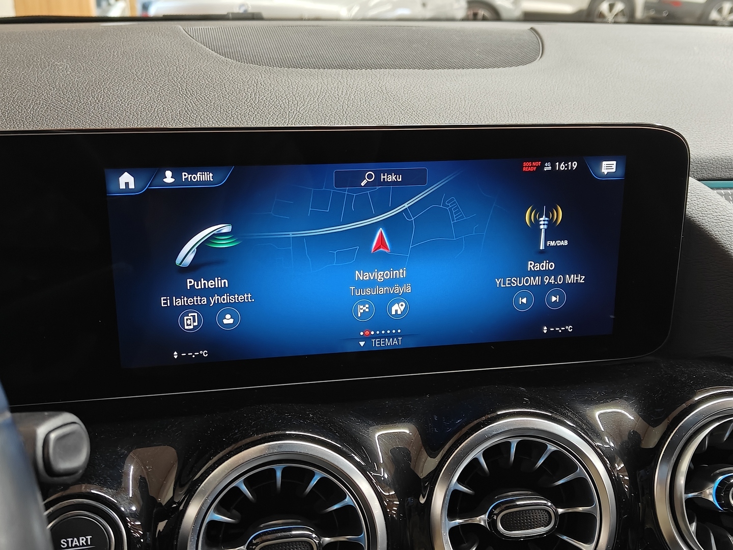 MERCEDES-BENZ EQA 2023