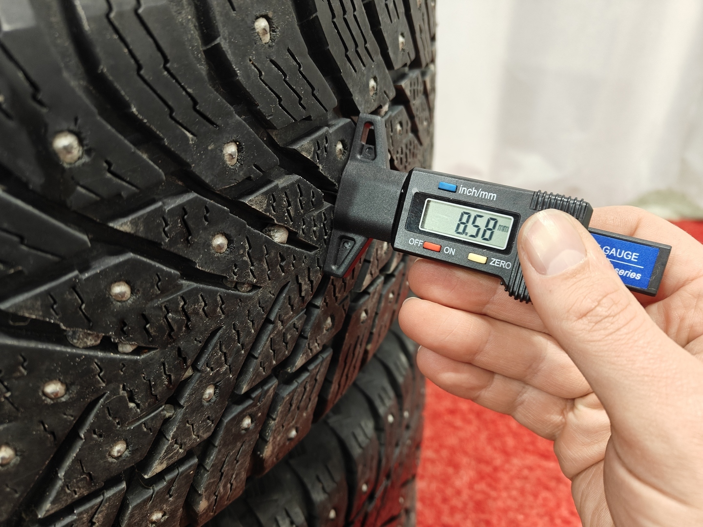 MERCEDES-BENZ EQA 2023