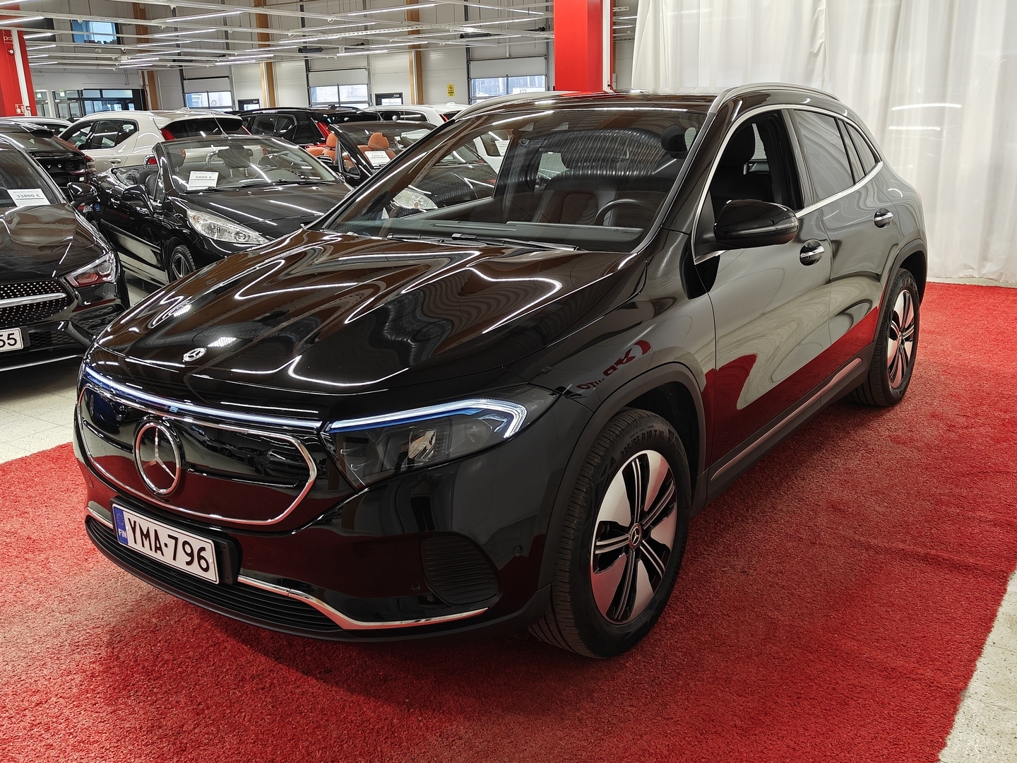 MERCEDES-BENZ EQA 2023