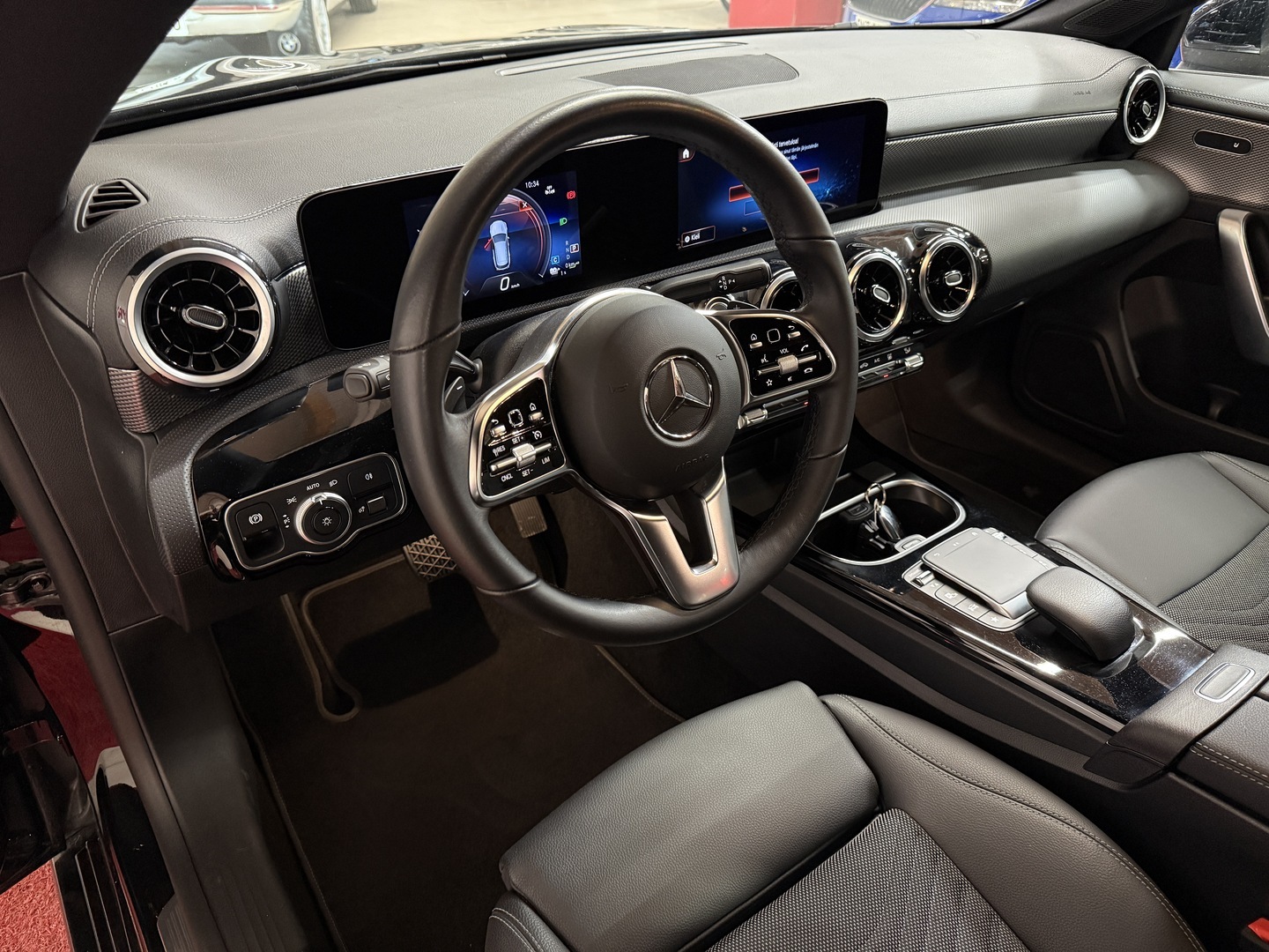 MERCEDES-BENZ CLA 2023