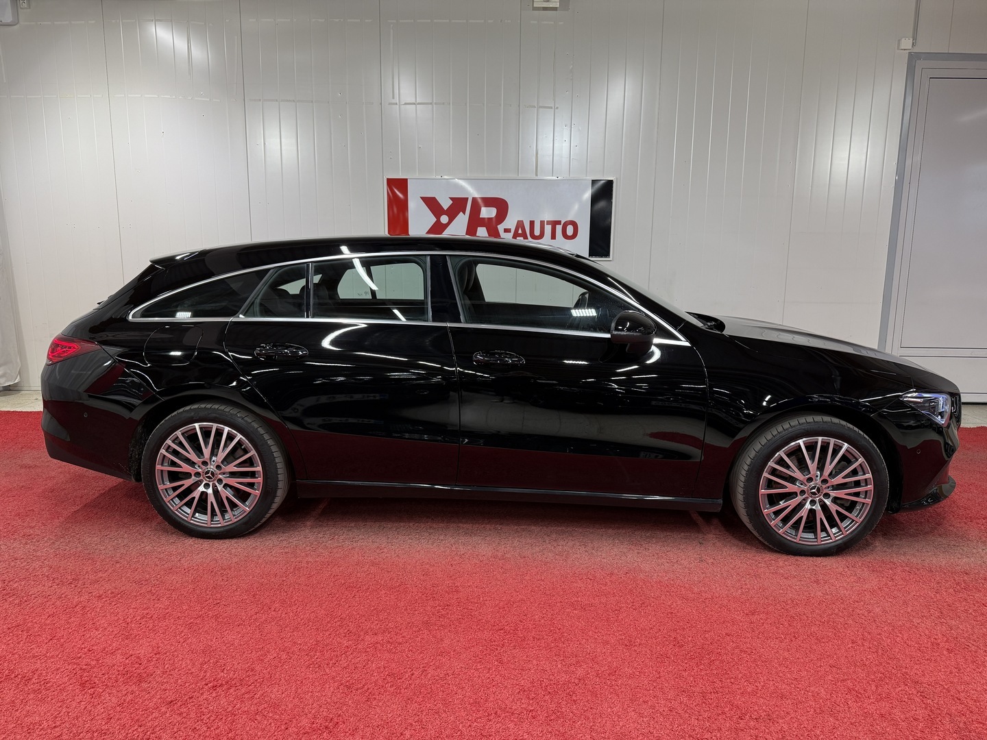 MERCEDES-BENZ CLA 2023