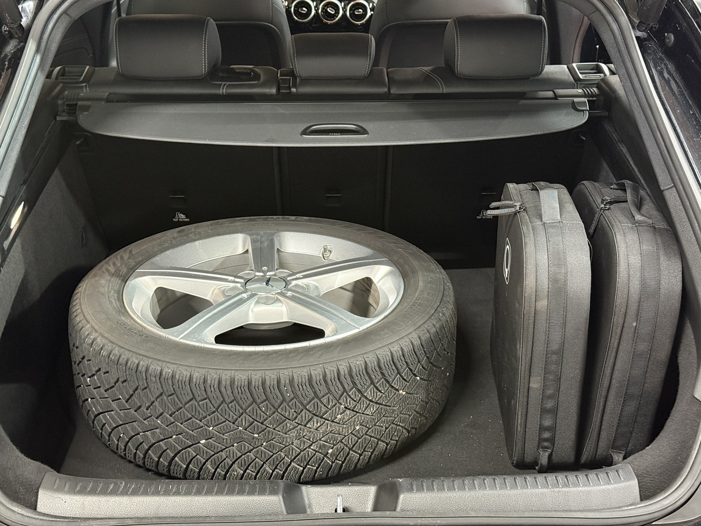 MERCEDES-BENZ CLA 2023