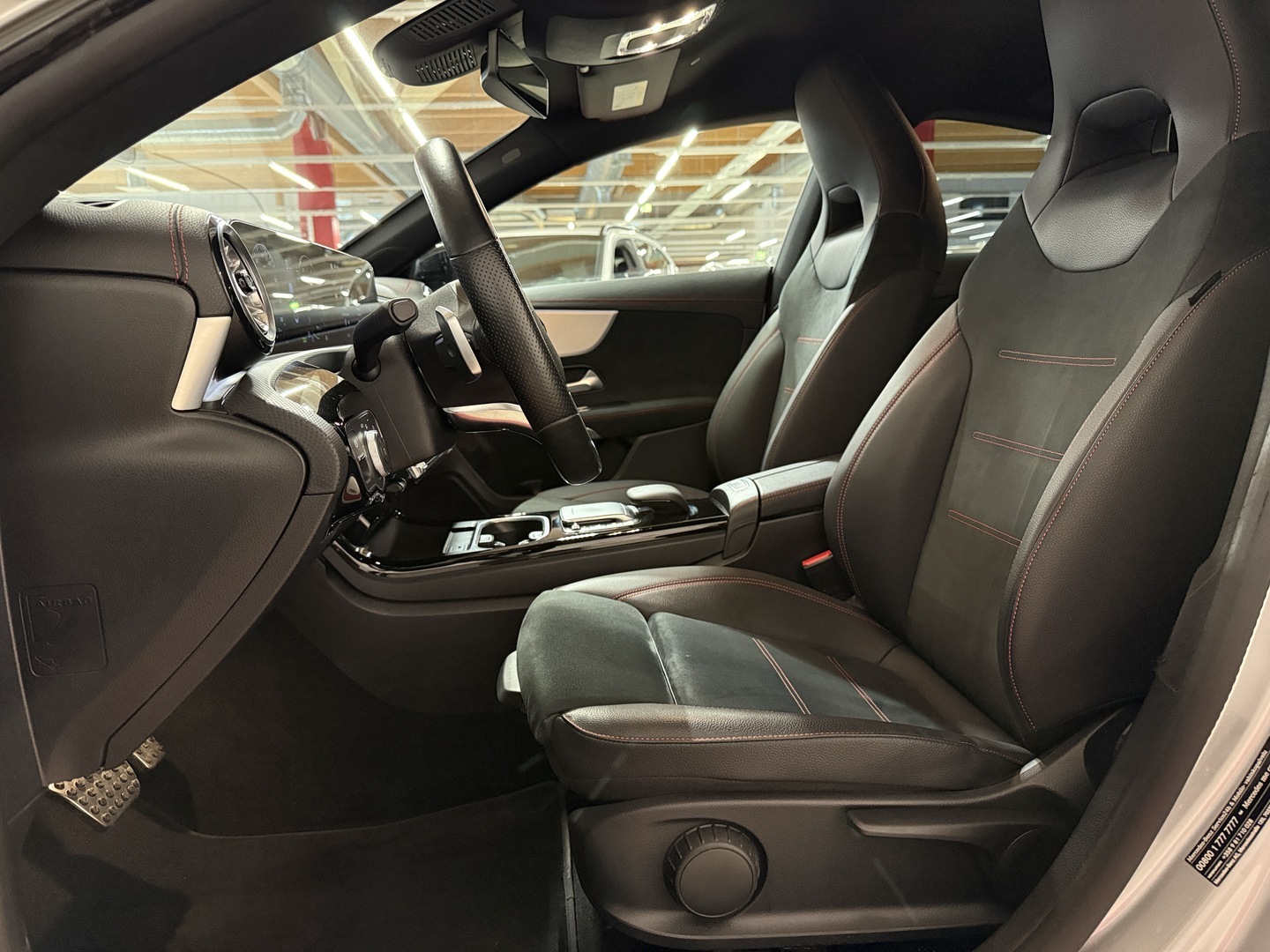 MERCEDES-BENZ CLA 2023